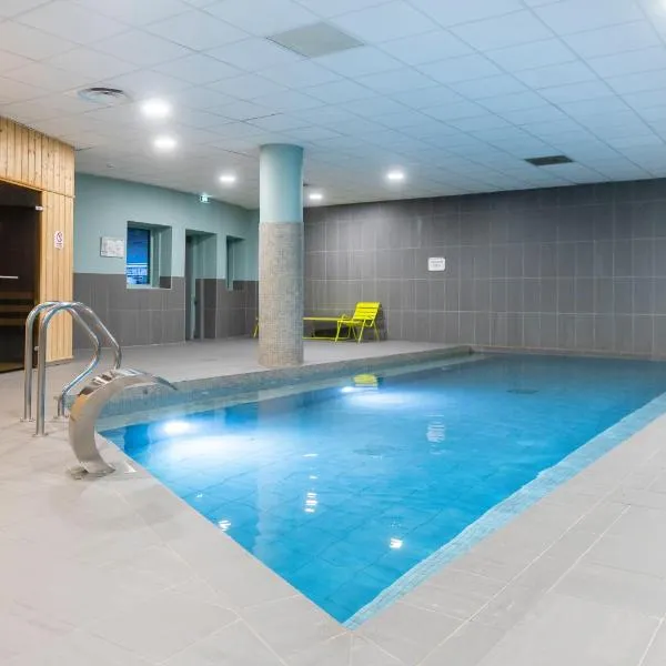 Villages Clubs du Soleil - OZ EN OISANS, hotel em Oz