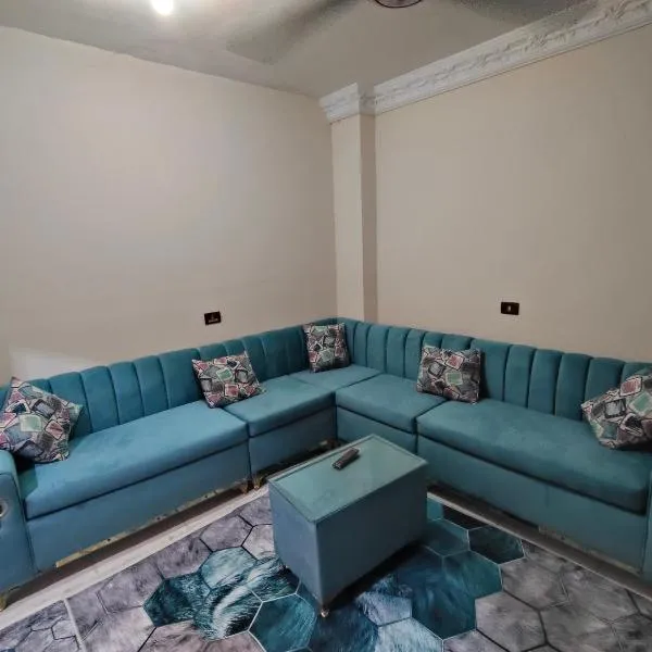 شقه مفروشه جميله جدا بموقع متميز 9, hotel en El Cairo