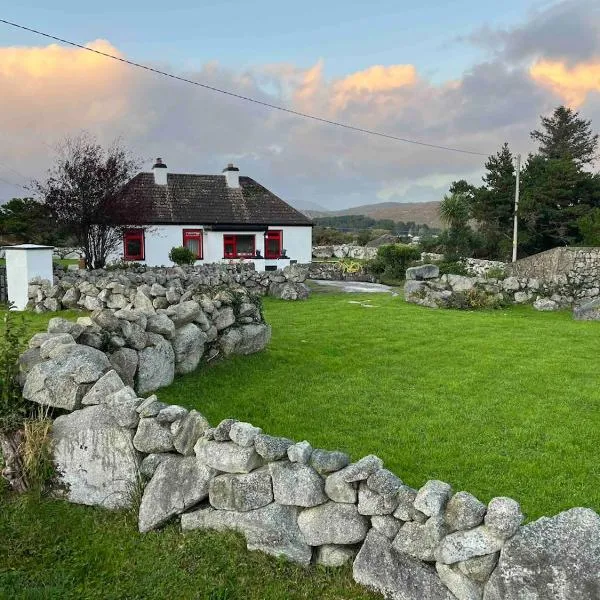 Cheerful and spacious 4-bedroom Cottage，位于Rosmuck的酒店