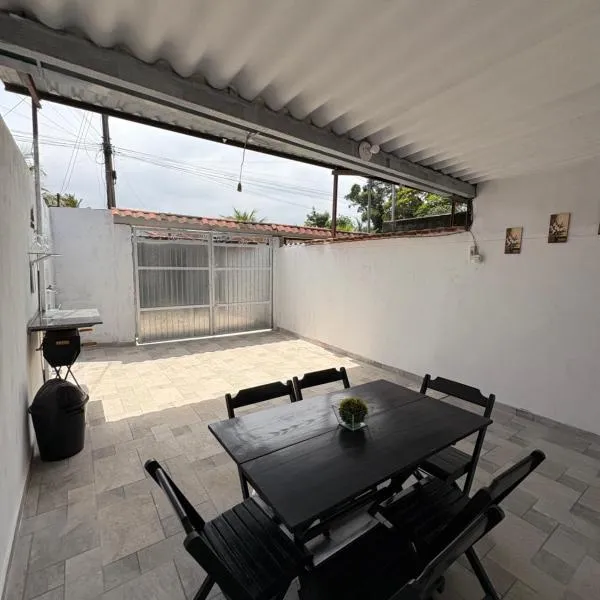 Casa em Angra dos Reis, no parque mambucaba, hotel sa Angra dos Reis