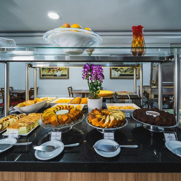 Hotel Golden Park Curitiba By Nacional Inn - Foto 5