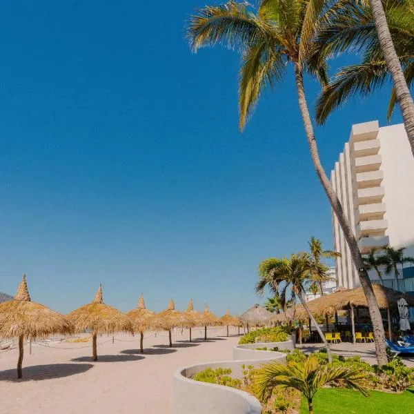Sunset Palace Beach Hotel - All Inclusive, hotel in Mazatlán