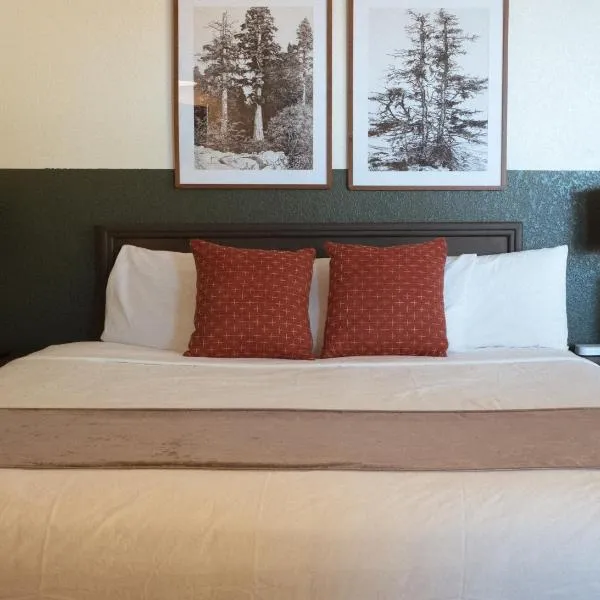Glen Ayr Resort, hotel en Hoodsport