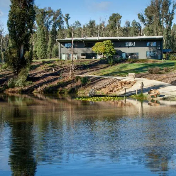 Saladin Lodge, hotel v destinaci Narbethong