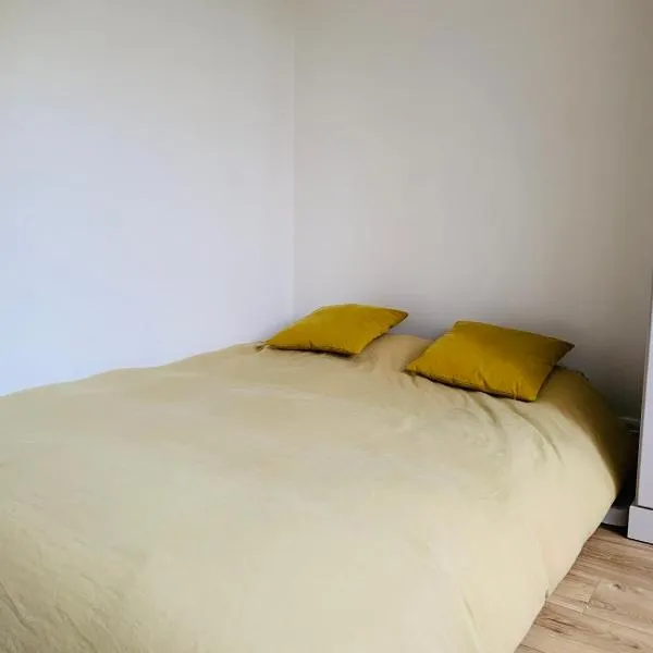Charmant appartement vue jardin, khách sạn ở Neuilly-sur-Seine
