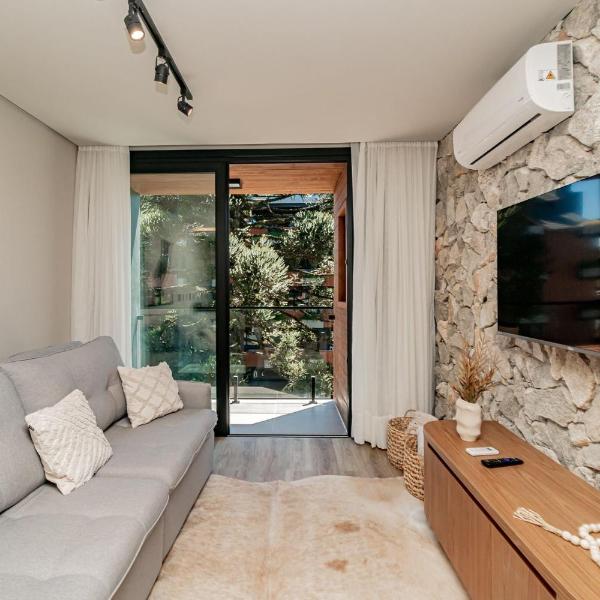 Apartamento com piscina e localização privilegiada - Foto 2