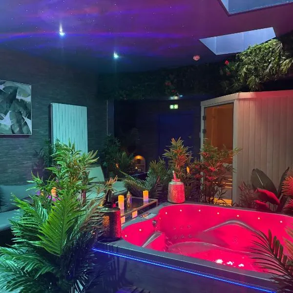 Hôtel & Spa Le Gambetta, Bergerac, Centre ville, hotel v destinaci Bergerac