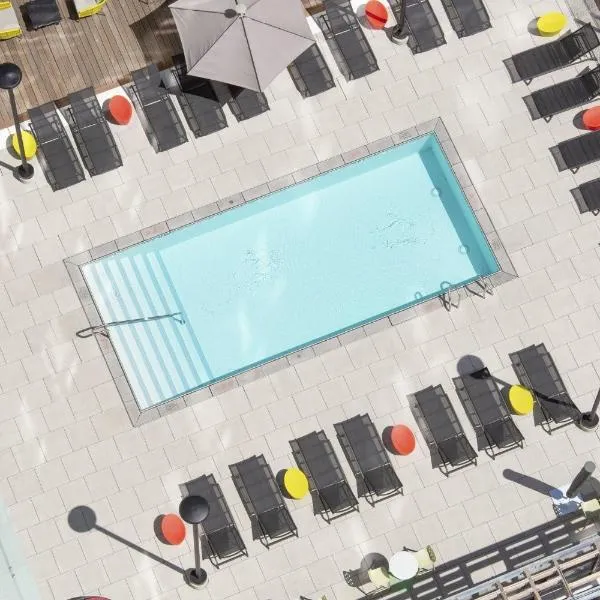 Hyatus Luxury Residences Boston Assembly Row, hotel en Somerville