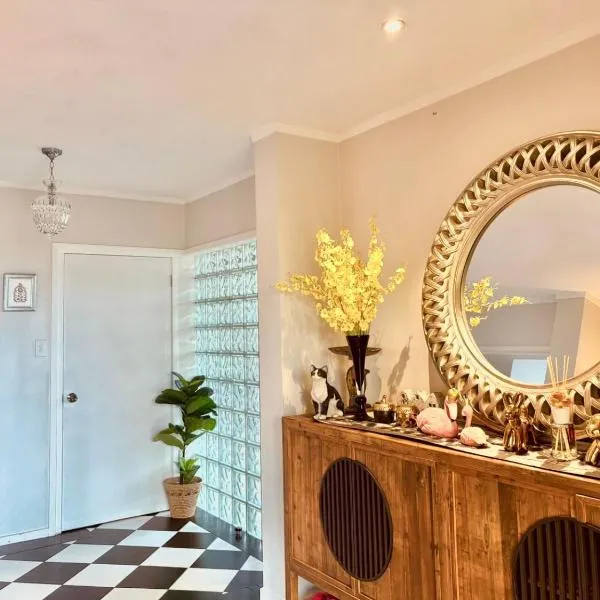 Birkenhead Pt -Seaview 3Bed3Bath, hotel in Auckland