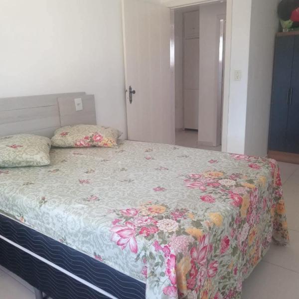Casa em Ingleses - próximo á supermercados, padarias, farmácias e praia - Foto 2
