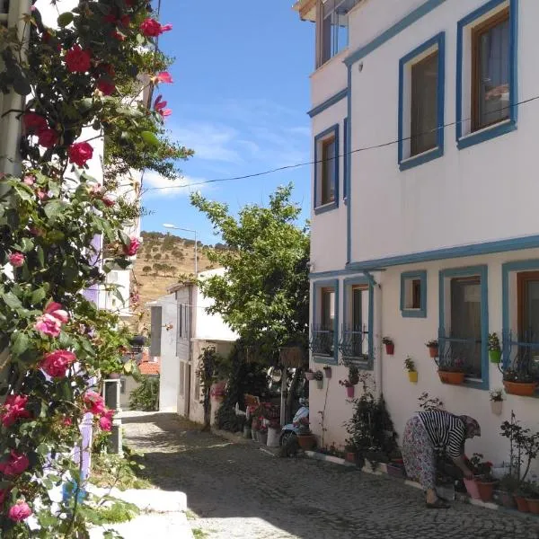 Adali Guest House, hotel v destinaci Bozcaada