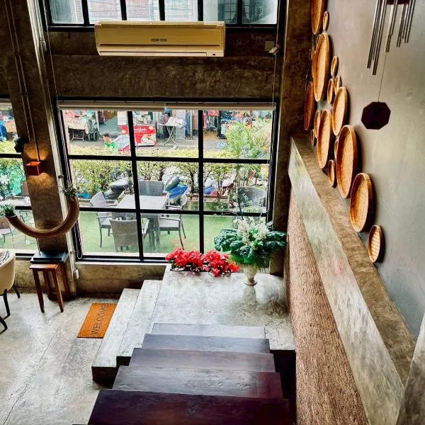 Sukhum Victorymonument-Ari, hotel in Bangkok