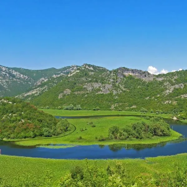 Estate & Winery San Duyevo: Rijeka Crnojevića şehrinde bir otel