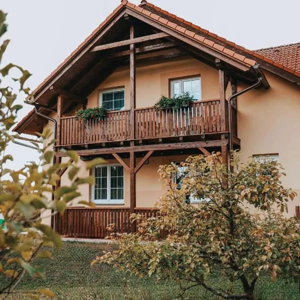 Apartmány na Horce, hótel í Blata