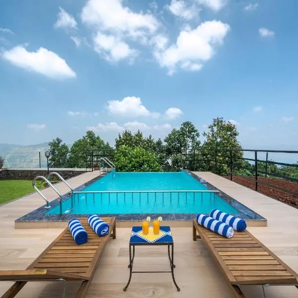 SaffronStays Aurelia, Panchgani - Balinese villa with breathtaking valley views, hotel in Panchgani