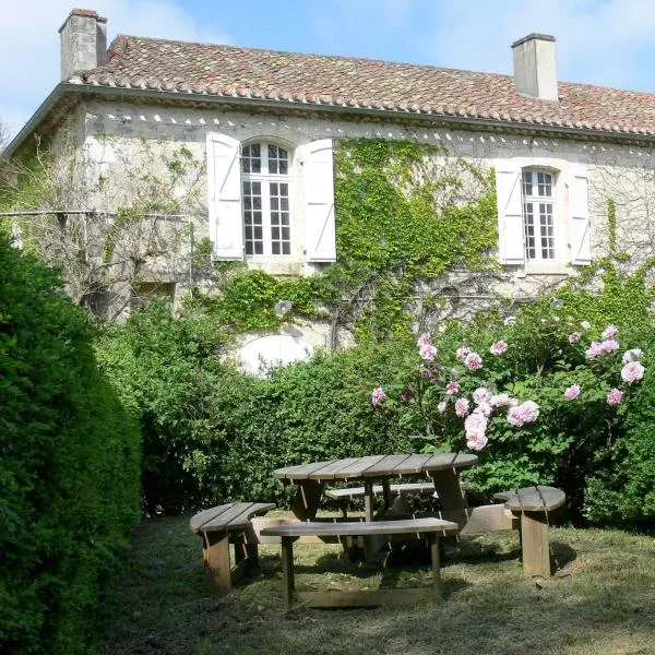 Le Gobelin - La Maïsou, hotel in Sérignac