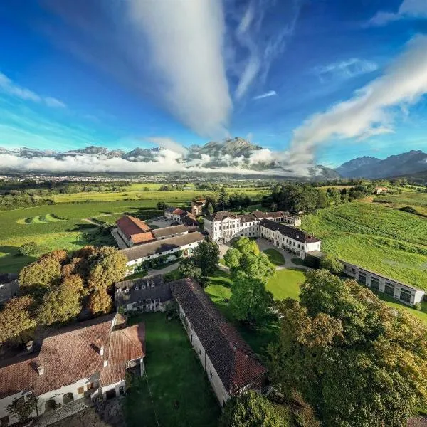Agriturismo Villa di Modolo - Cortile della Latteria, hotel v destinaci Belluno