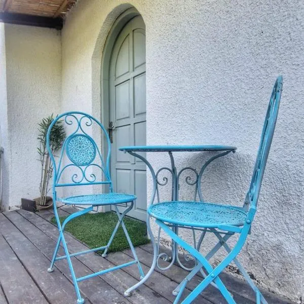 בית בלב הגולן, hotel v destinaci Qaşrīn