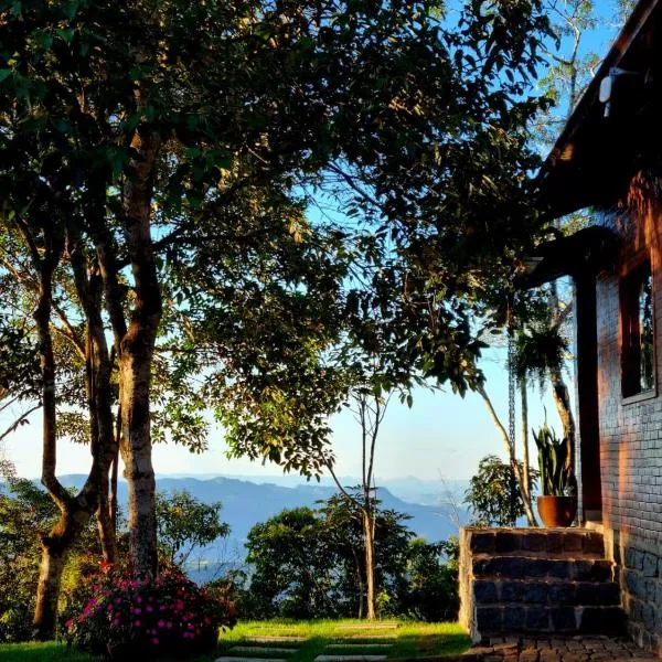 Casa na Rampa - Hospedagem no Caravaggio, khách sạn ở Santa Teresa