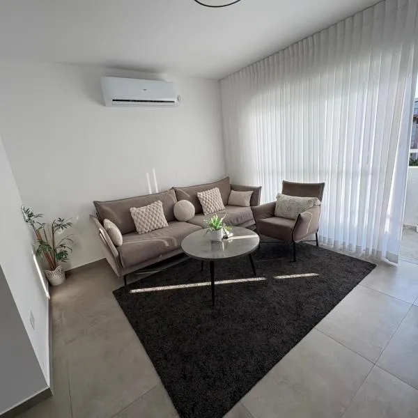 Boutique apartment, hotel in Rishon LeẔiyyon