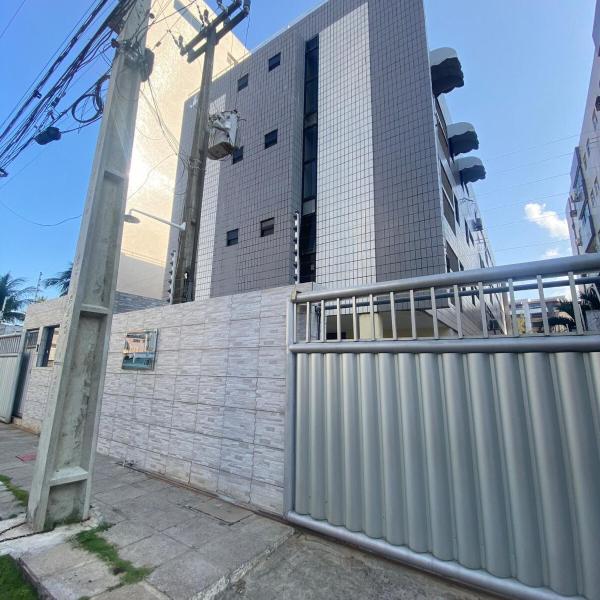 Apt 202B- 2 quartos climatizado em Ponta de Campina