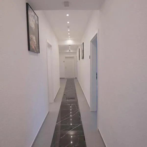 Serviced Apartments Groß-Zimmern 24h Self-CheckIn, hotel in Groß-Zimmern