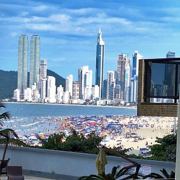 Frente Mar em BC com Vista Lateral XG3074