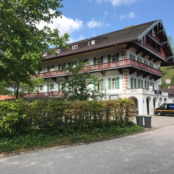 ciao-aschau Haus zur Burg Ap102 Biedermann, hotel v destinaci Aschau