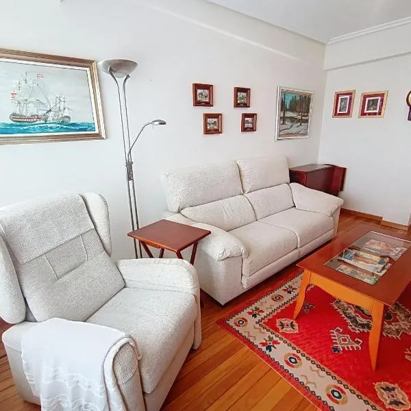 Family apartment in the center, hotel en Santander