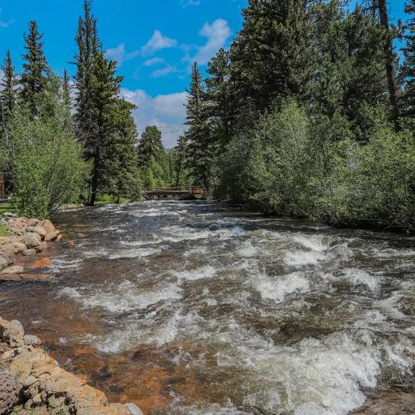 Idlewilde by the River, hotel v destinaci Estes Park
