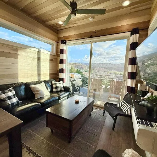 Escalante Escapes Tumble Weed- Bunk Escape, hotel in Escalante