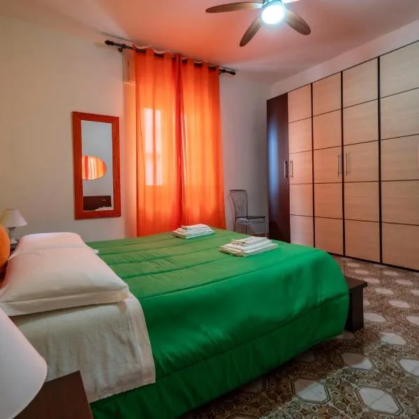 Vista mozzafiato e terrazza panoramica -Il Sogno-, hotel v destinaci Cuglieri