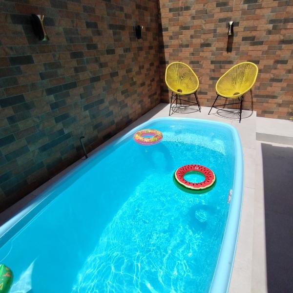 Casa Amarela da Prainha de Mambucaba - Piscina aquecida a 40 graus