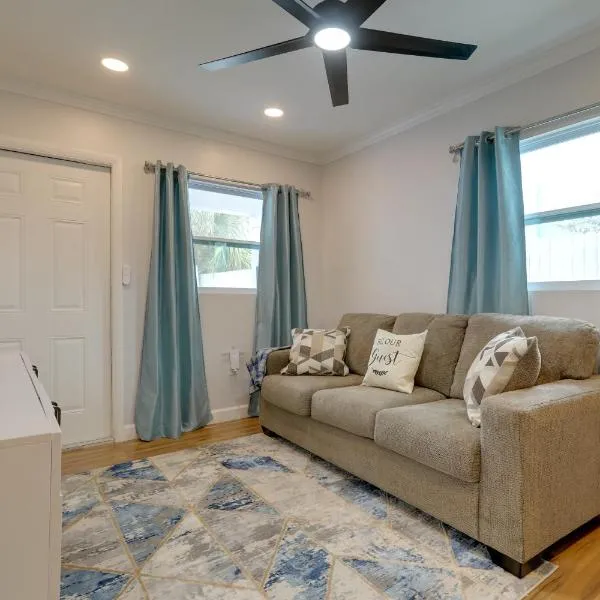 4 Mi to Beach & Rosemary Square: Convenient Home, hotel em West Palm Beach