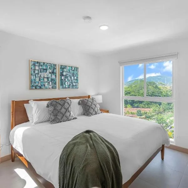 Upstay Brand New 3BR Viva Jaco Residences, hotel din Jacó