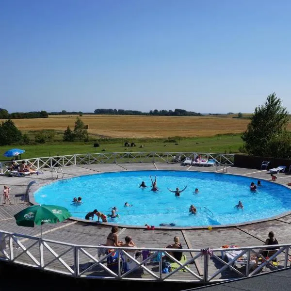 Camping & Feriecenter Samsø, viešbutis mieste Ballen