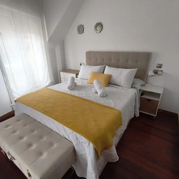 Ático las Palmeras, ξενοδοχείο σε Caldas de Reis