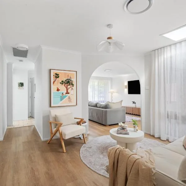 Solace Jervis Bay - 3BR relaxed beach side living, hotel in Vincentia