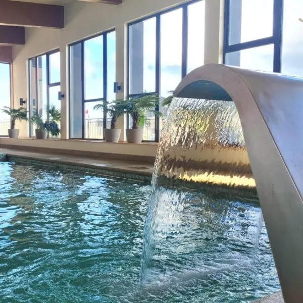 NataLodge Pool and Comfort, hotel in Puerto Natales