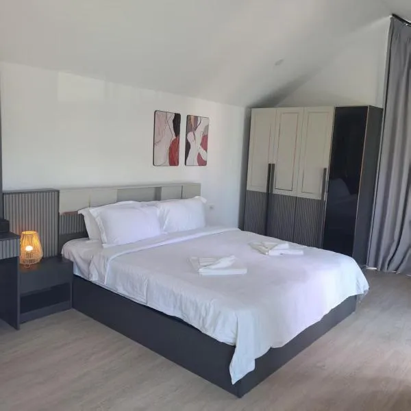 Seashell Family-555普吉岛木屋走几步到邦涛海滩看日落周边餐饮方便, hotel v destinaci pláž