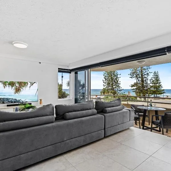 Beachfront Escape Zenith - Ocean Views, Pool, Spa, hotel in Gold Coast