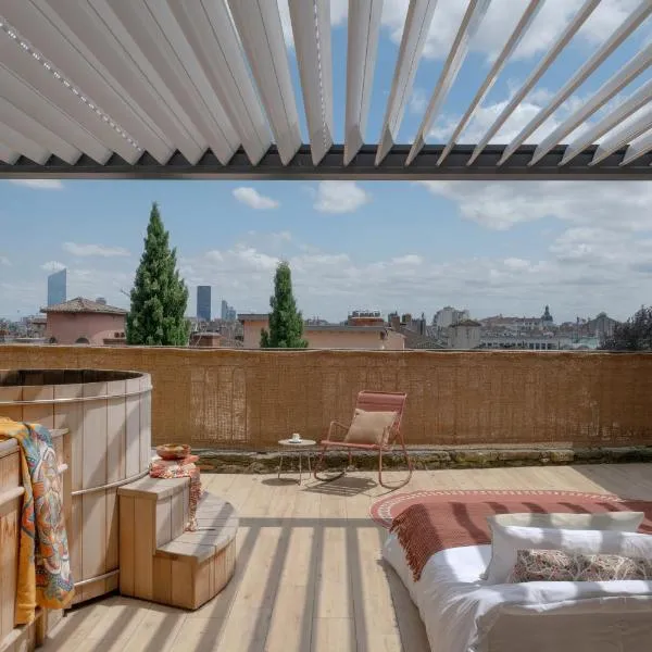 MiHotel - La Maison Rose, hotel in Lyon