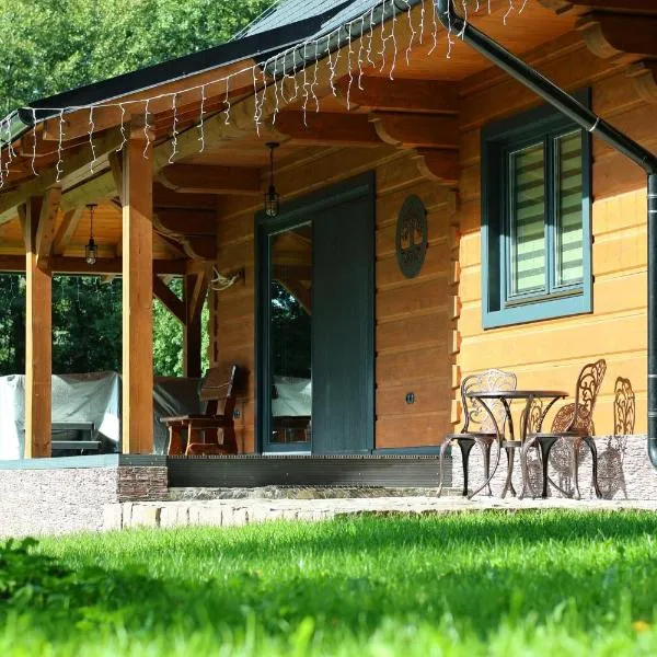 Ozónia Wellness House、Šahyのホテル