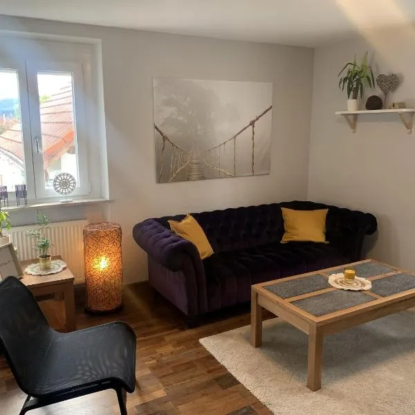 Ferienwohnung, 2 Schlafzimmer, hotel in Wallbach