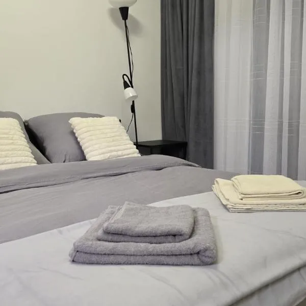 Apartamenty Żurawia 1- Piętro 2, hotel in Krakow