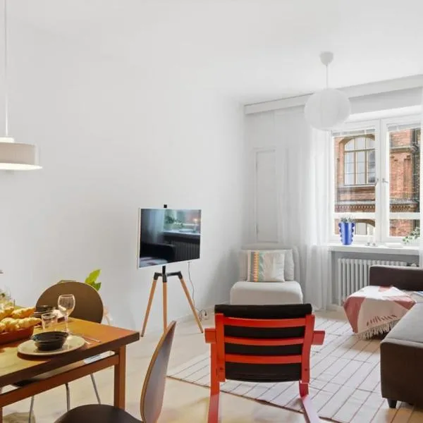 Scandi Luxury Renovated Central Access, хотел в Хелзинки