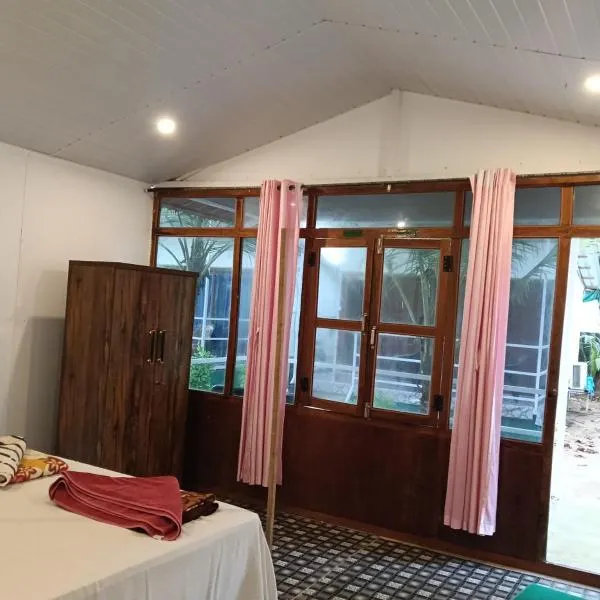 Mountain Palm patnem beach, hotel in Patnem