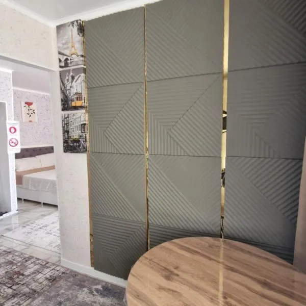 Апартаменты в центре города Балхаш, hotel in Balqash