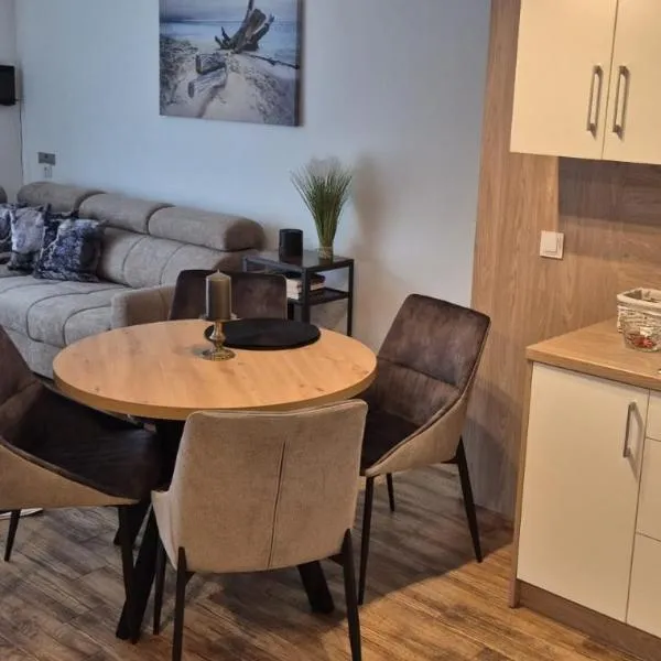 Apartament Rewal، فندق في ريفال