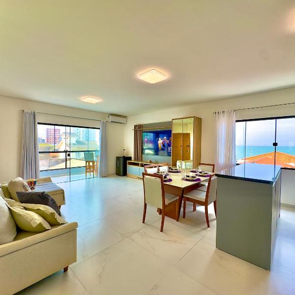 Apartamento Amplo com Vista Mar e Churrasqueira a 50m da Praia em Barra Velha - Foto 5
